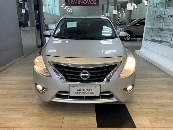 NISSAN VERSA 1.6 16V FLEXSTART UNIQUE 4P XTRONIC